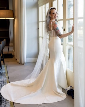 Wedding dress alteration and bodice fitting, serving Swansea MA and Eastern Massachusetts